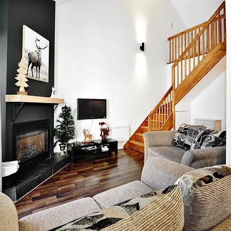 Condo 305 33 Chemin Du Hameau By Les Chalets Alpins 스톤햄 외부 사진